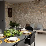 Arija Villa