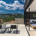 Arija Villa *