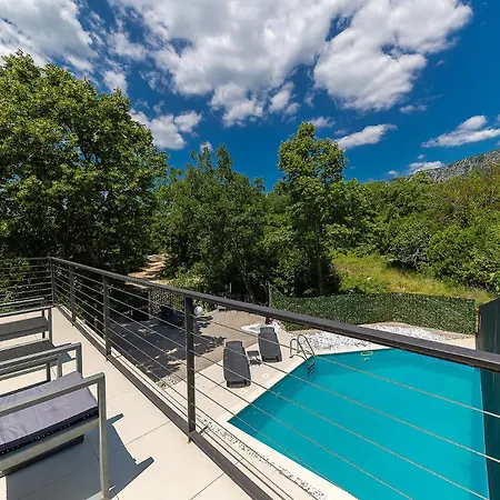 Villa Arija